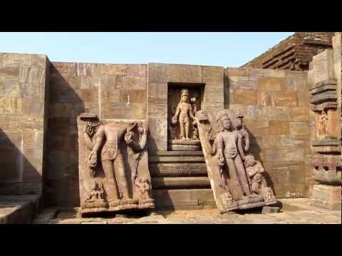 Ratnagiri in Odisha - view of entrance to monastery