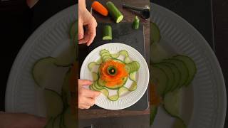 Super Salad Carrot Flower &amp; Cucumber Garnish #SuperSalad #cuttingskills #fooddecoration