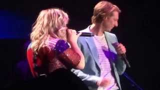 Kelly Clarkson & Eric Hutchinson covering Pink's Misery - Denver, CO (Pepsi Cener) 8/6/2015