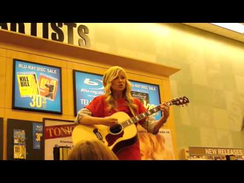 Brooke White at Barnes & Noble 8/21/09