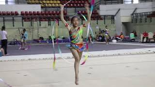 Download Lagu senam ritmik junior alat pita #senamritmik #senamlantai #gymnastics MP3 Download Lagu senam ritmik junior alat pita #senamritmik #senamlantai #gymnastics MP3