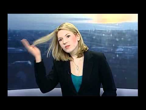 News Reporter Doesnt Realise She Is On Live TV!!