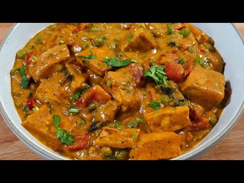 CREAMY MUSHROOM TOFU CURRY VEGAN WITH RED BELL PEPPER  Tofu Recipe Indian Style