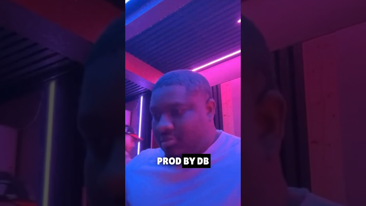 PeytonTheAlien Gives ProdByDB His Flowers 🙏🏾🌹**No Diddy**