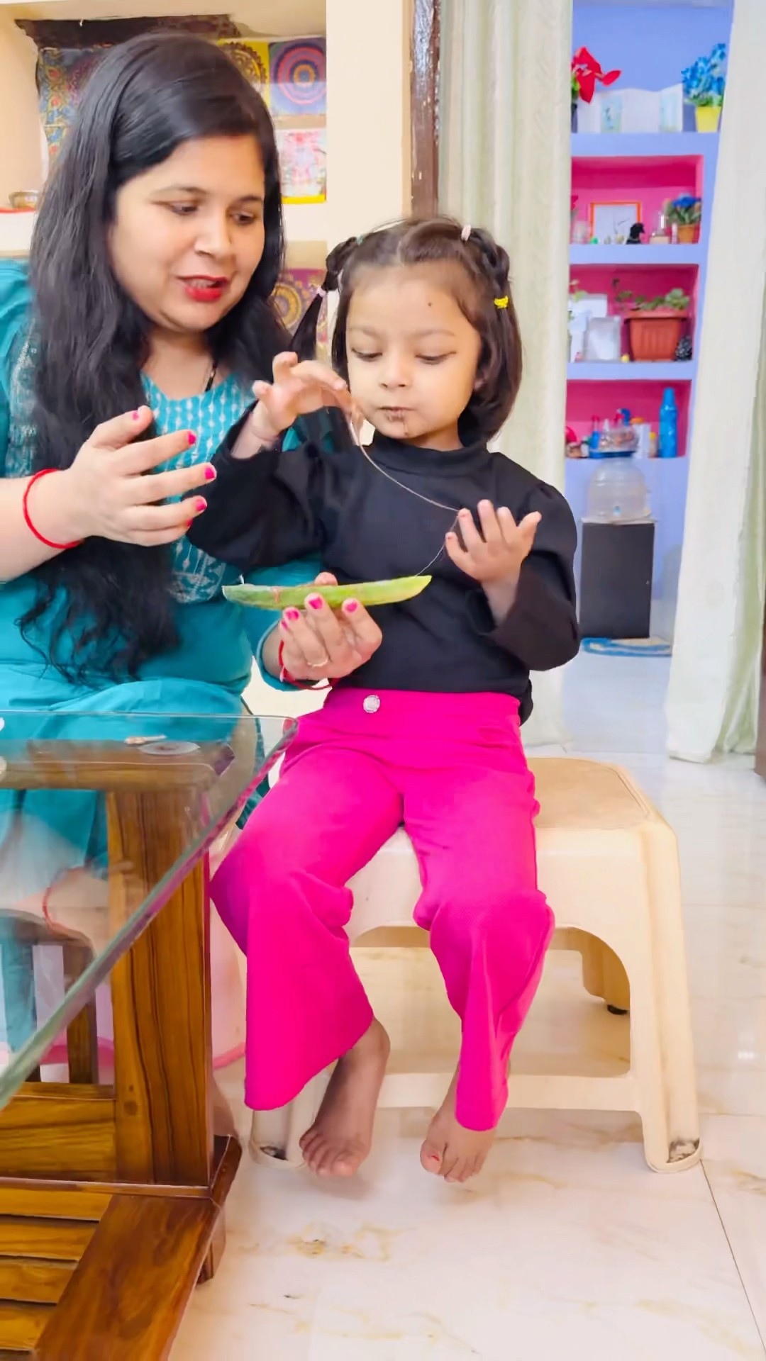 Tooktook ko chocolate ? ke liye mar na pade