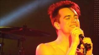 Panic! At The Disco - Lying is the most fun a girl can have without taking her clothes off - Sped up