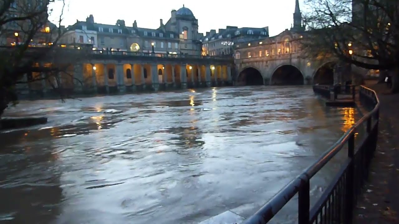 Pulteney Weir in Bath Flooding YouTube