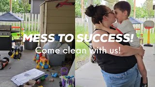 Minimizing our house into a home! Come clean/declutter/organize with us! ☀