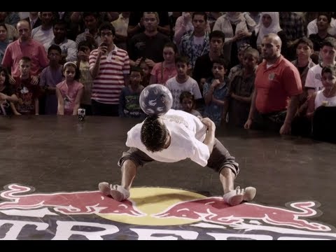 Freestyle Football Juggling - Red Bull Street Style Finals in Dubai