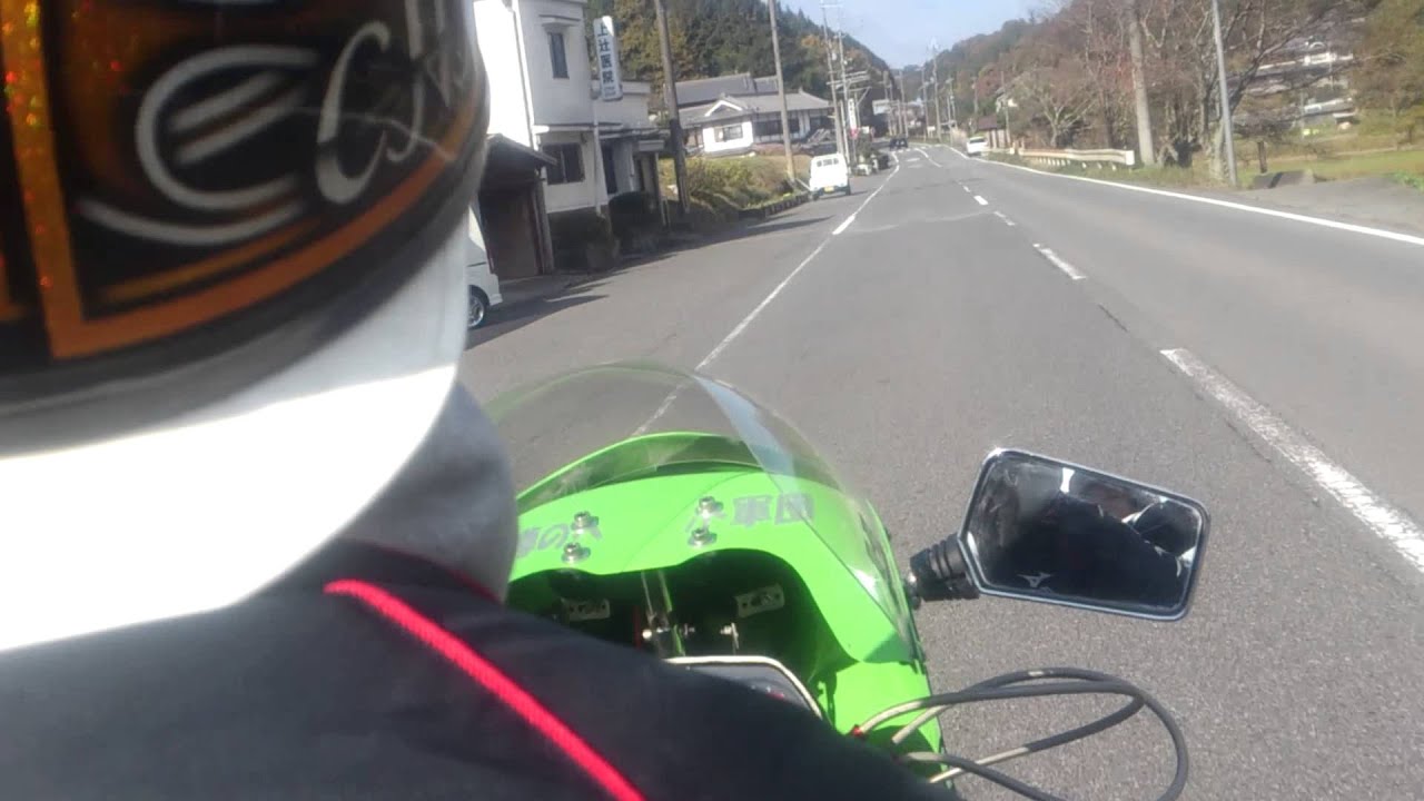 族車のベースとして人気が高い旧車バイクまとめ 車種別コールも Live Freely 族車のベースとして人気が高い旧車バイクまとめ 車種別コールも Live Freely