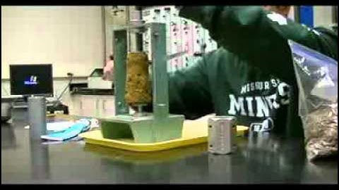 DEMO OF Consolidated Undrained Triaxial Compression Test 1