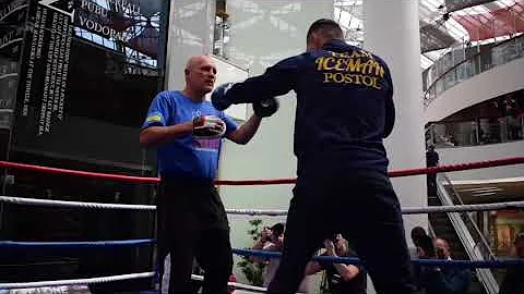 VIKTOR POSTOL OUT TO SHATTER JOSH TAYLOR'S WORLD TITLE DREAM / PAD WORKOUT AHEAD OF CLASH