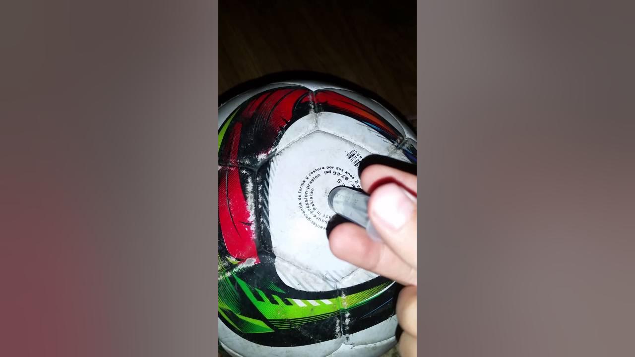 Как накачать мяч без иглы в домашних