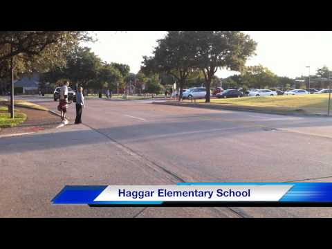 Plano ISD students arrive at Haggar Elementary in Far North Dallas on August 23, 2010. Students arrive for the first day of school at Haggar Elementary School in Plano ISD