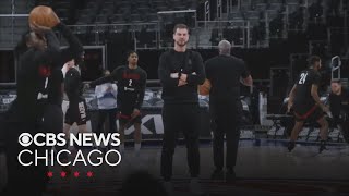 Chicago Bulls officially name Tiago Splitter as head coach
