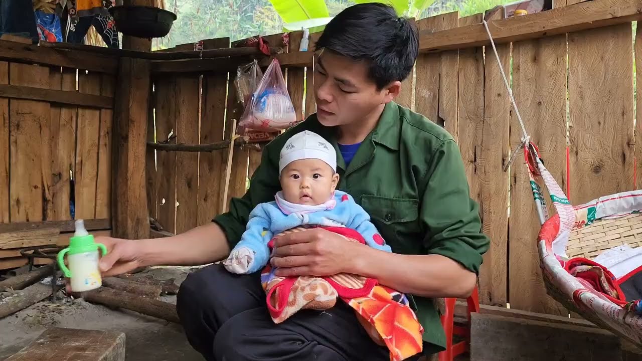 Father and little daughter sell bananas to earn extra money to buy milk for their daughter.