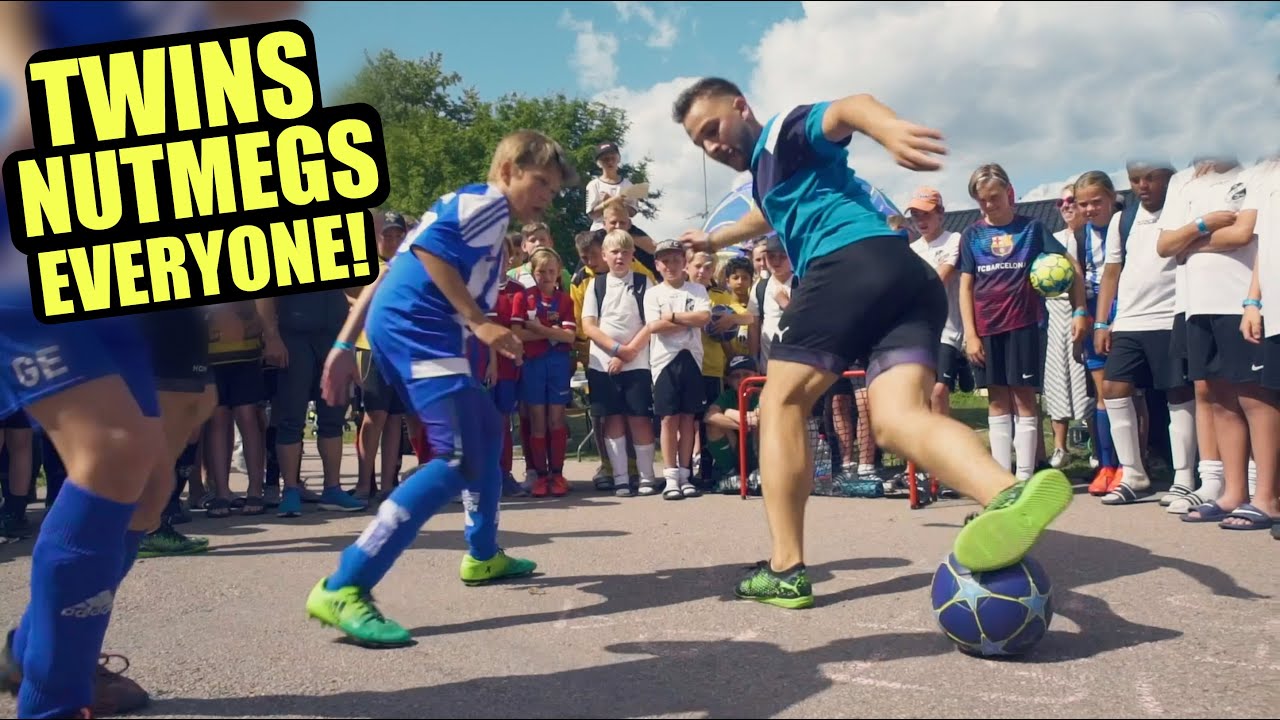 skill twin  New 2022  Twins NUTMEGS Everyone! 🤯⚽️ (Mbappé/Neymar/Ronaldo Skill Style)