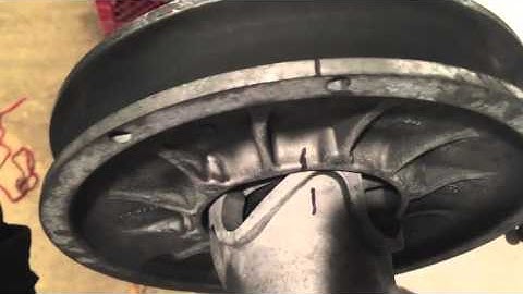 Ski-Doo rev-xp Q.R.S secondery clutch roller replacement