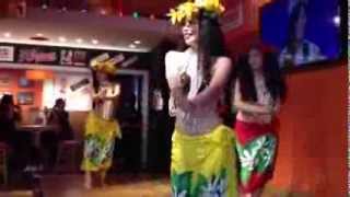 Hula at Hooters