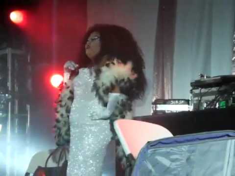 Big cock and black tranny Shemale farts in guys face clips