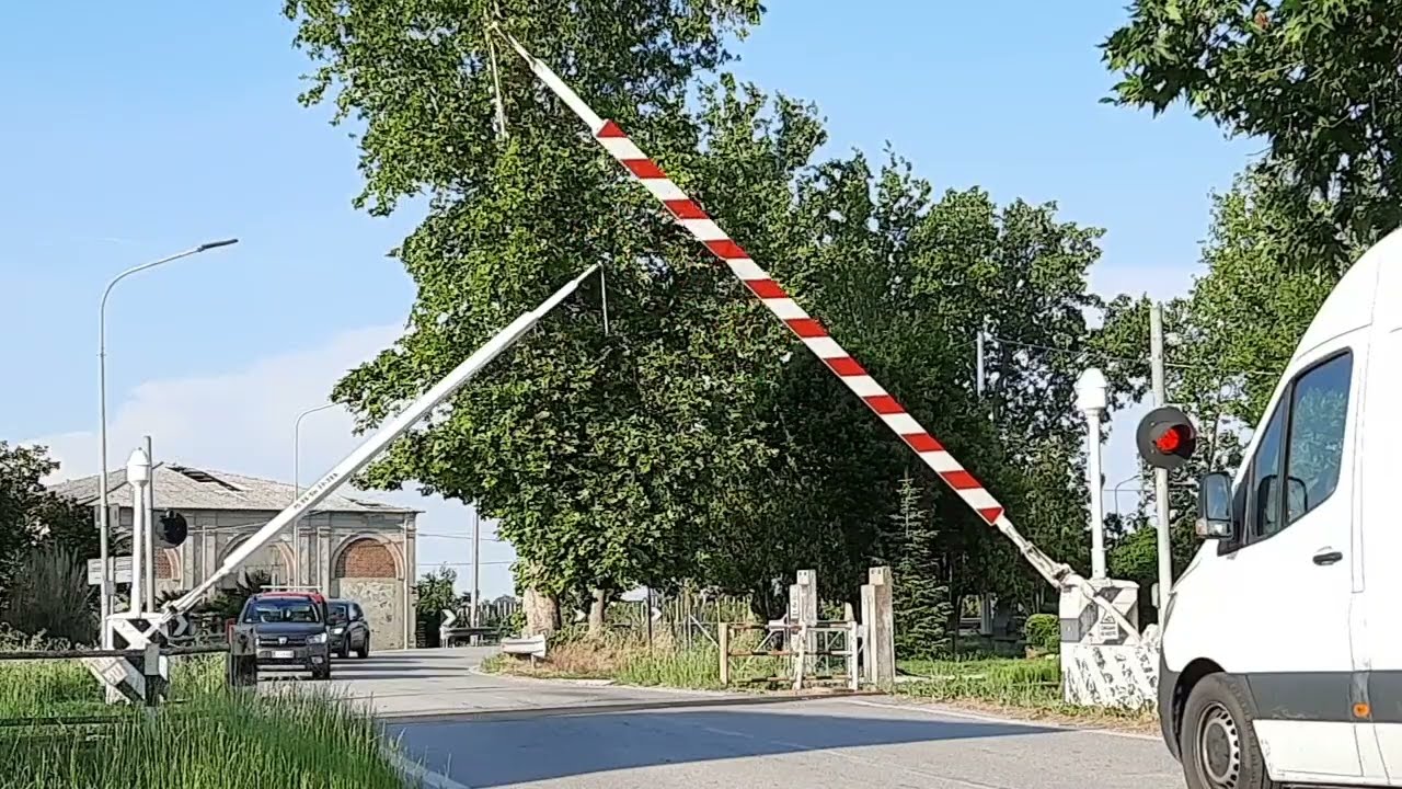 Passaggio a livello n.18 - Dogato - Via Ferrara (SP68) km 28+263