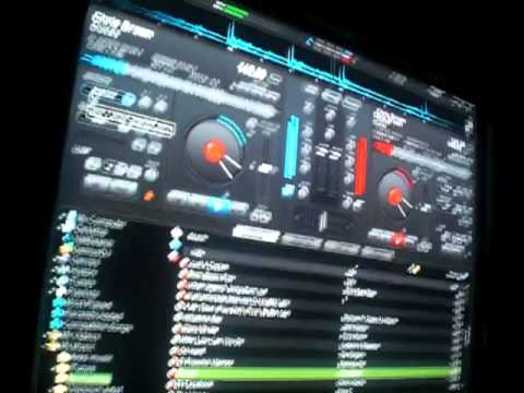 DJ GU3R@ (Dreya Acosta)