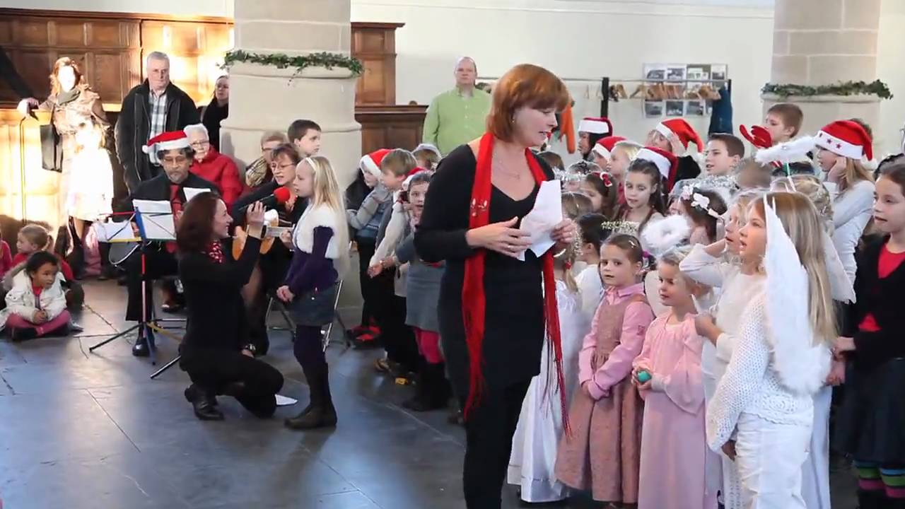 Lorenza zingt 'Dag ster, kleine ster'