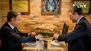 🔥БЛІНКЕН і КУЛЕБА куштують "українську" піцу в центрі Києва | Новини.LIVE
