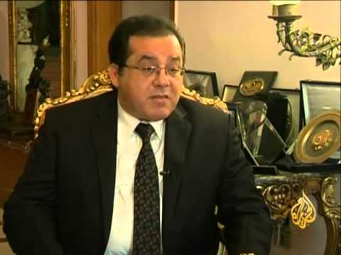 احتجاج ومطلب في نص الدستور الجديد بمصر