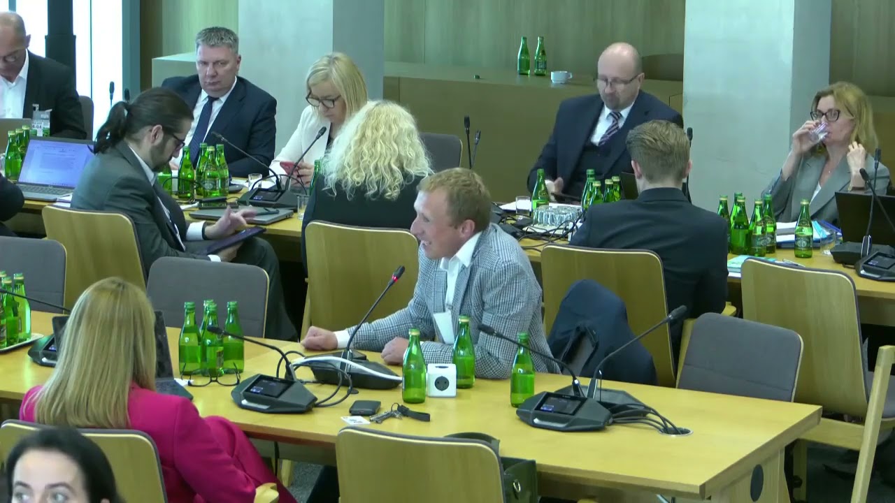 Paweł Zabielski Spotkaliśmy się tutaj tak naprawdę w tragicznej ... , P. Hennig-Kloska (24.04.2025)