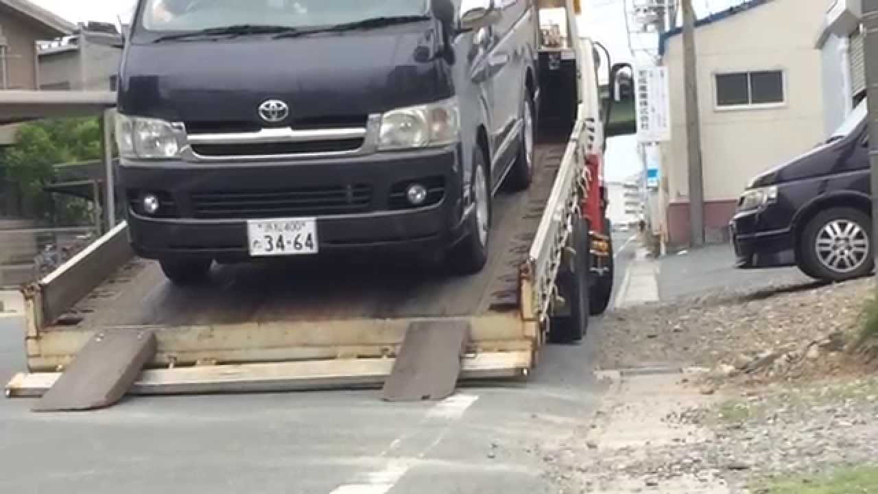 クレーン付きトラックにワゴン車を載せて運ぶ Youtube