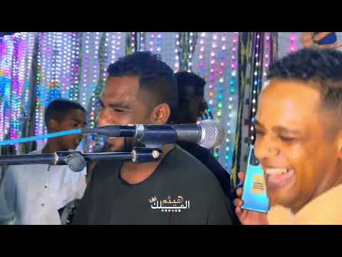 بيبو ادم حبيبي يركب طياره 