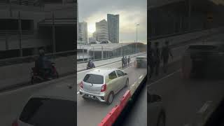 Download Lagu How people walking to JB by causeway bridge travel from Singapore MP3