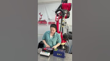 Drag the teaching welding robot.#industrial #robot #welding #spraying #stamping