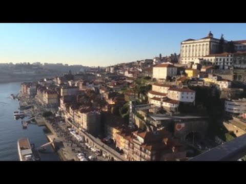 Los turistas ahogan a Oporto
