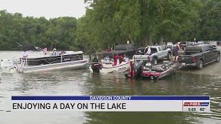 People flock to High Rock Lake to celebrate Labor Day