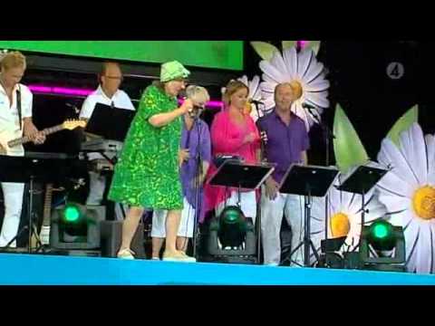 Siw Malmkvist   Mamma Är Lik Sin Mamma Lotta På Liseberg 2009