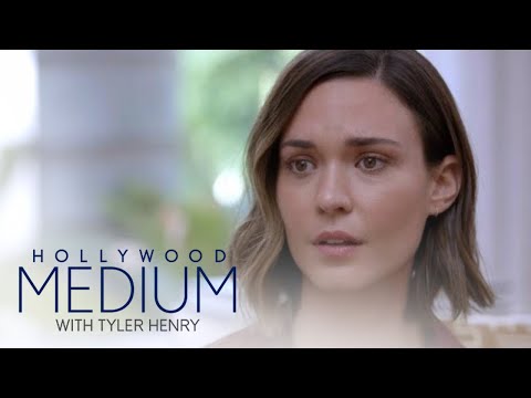 Odette Annable Gains Closure About Late Friend | Hollywood Medium with Tyler Henry | E!