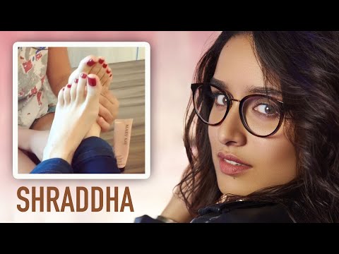 SHRADDHA KAPOOR FEET 💖 Foot MASSAGE Video gone Viral 💖 MUST WATCH! 😍