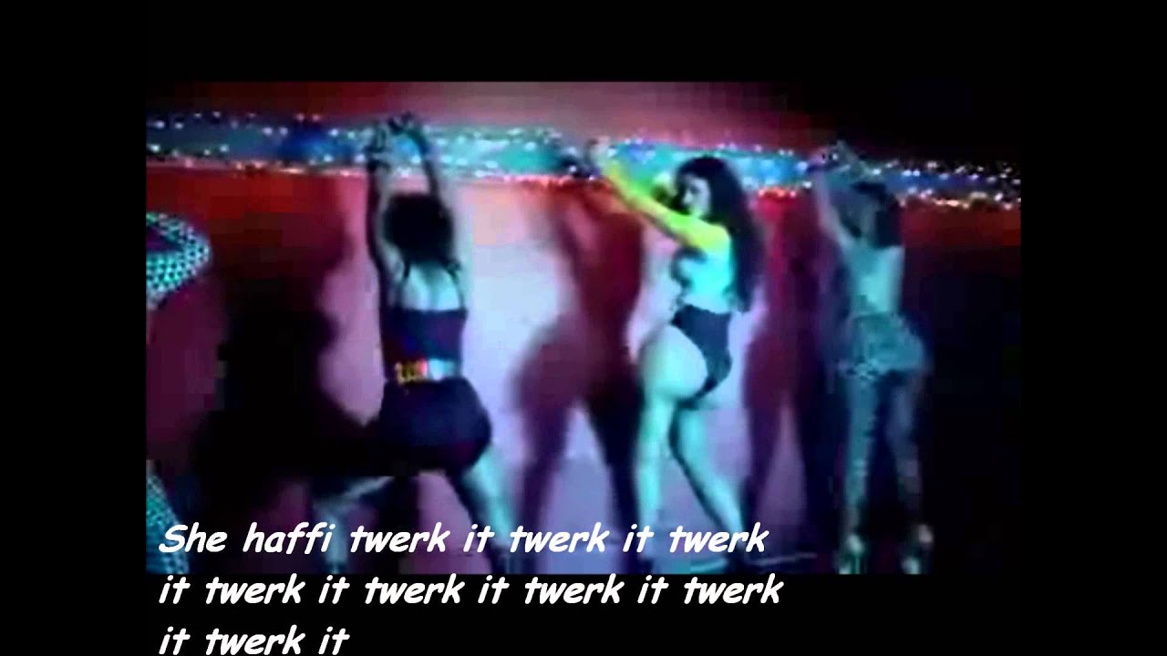 Nicki Minaj - Twerk It Official Video with Lyrics on the Video ! 