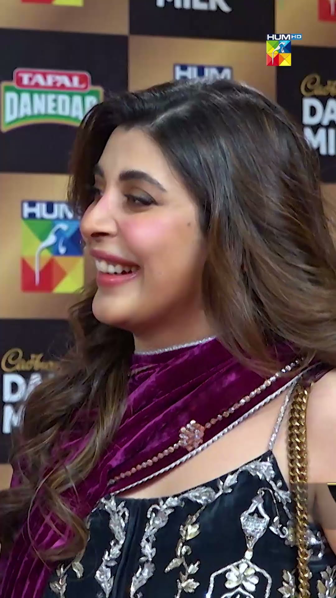 Farhan Saeed and Urwa Hussain join us on the red carpet at HUM 20 Years of Magic