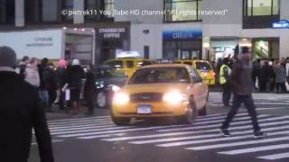 NYPD unmarked police car yellow cab taxi night & lights New York Manhattan HD ©