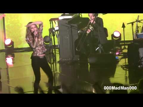 Vanessa Paradis — Vanessa Paradis - Sunday Mondays - HD Live au