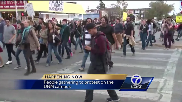 Video: UNM students hold anti-Trump, DAPL protest