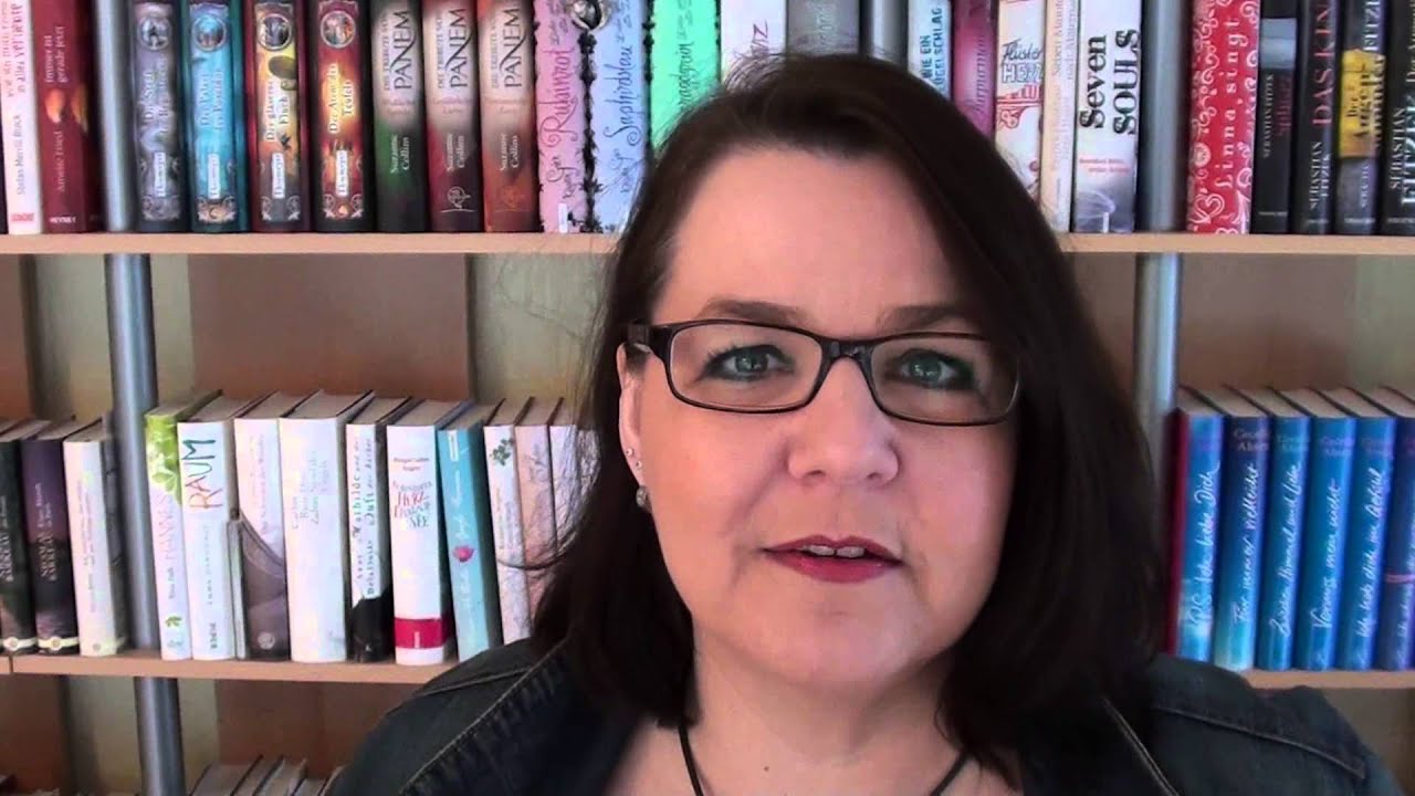 Juli Rautenberg schreibt über mich!? [BUCHTIPP] - YouTube