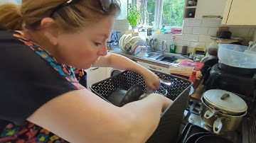 MASSIVE JOB PART 2 pantry kitchen sort #decluttering #declutter #flylady #flyladysystem