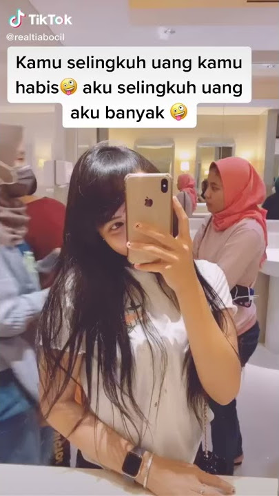 cewek cantik . cocok buat status WA