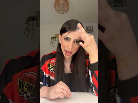لو مكاني هتختاروا انهي فستان