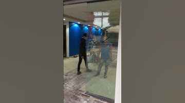 Chuyên￼ cung cấp ,lắp đặt cửa lùa tự động mắt thần