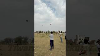 Kite Lover 😍 Kite Flying #Kite #Kiteflying #kitefighting #youtubeviral #Shortvideo #viral #Shorts
